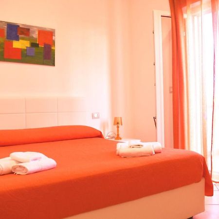 Bed & Breakfast Domus Pepe Scalea Zewnętrze zdjęcie