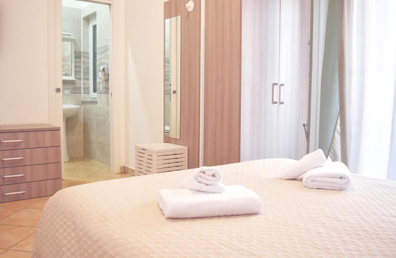 Bed & Breakfast Domus Pepe Scalea Zewnętrze zdjęcie