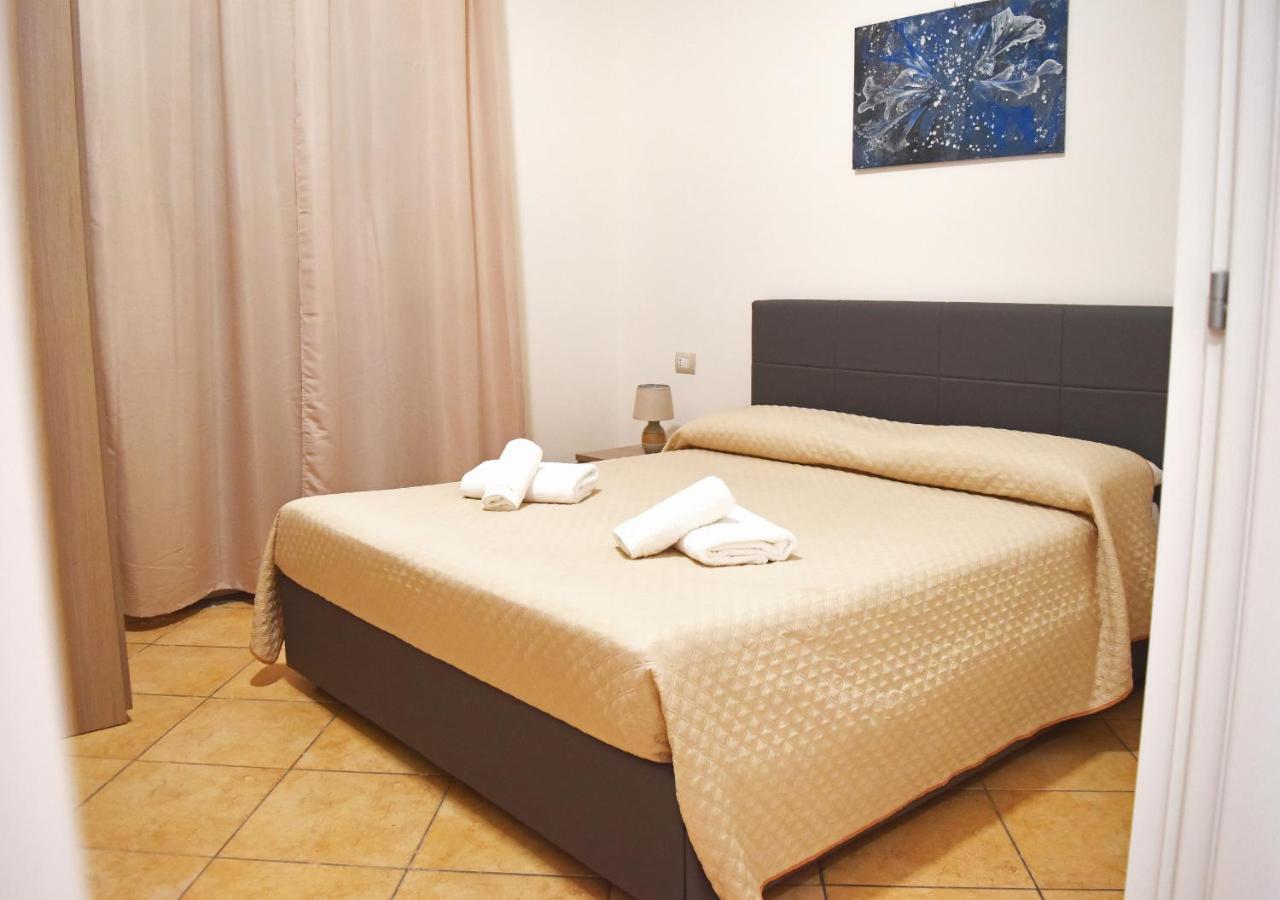 Bed & Breakfast Domus Pepe Scalea Zewnętrze zdjęcie